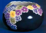 Vase Pansies Round