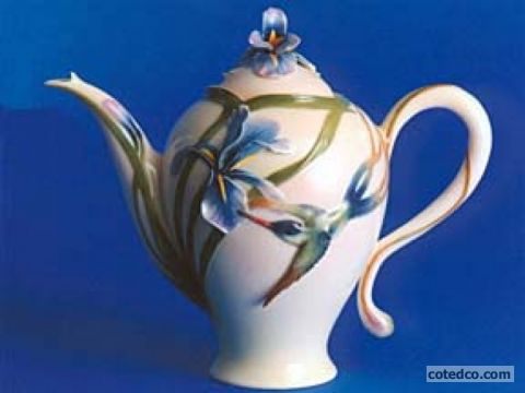 Hummingbird Teapot