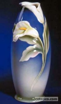 Vase Callalilies