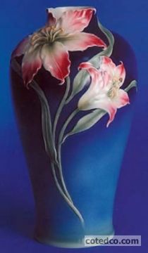 Vase Fuchsia Lily