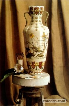 Vase Nymph�a