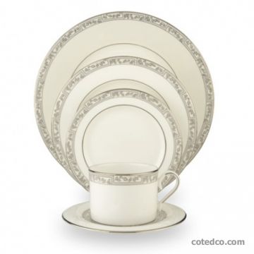 Set De Table - Kensington Square