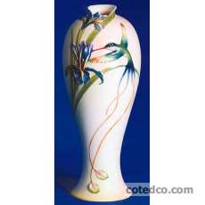 Vase ht : 36cm