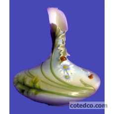 Vase ht : 22cm