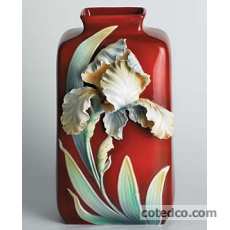 Vase ht : 31cm