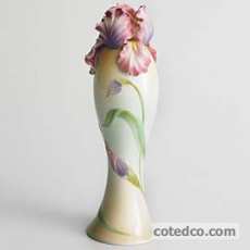 Vase ht : 22cm