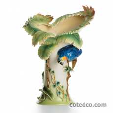 Vase ht : 43cm Rain Forrest Parrot